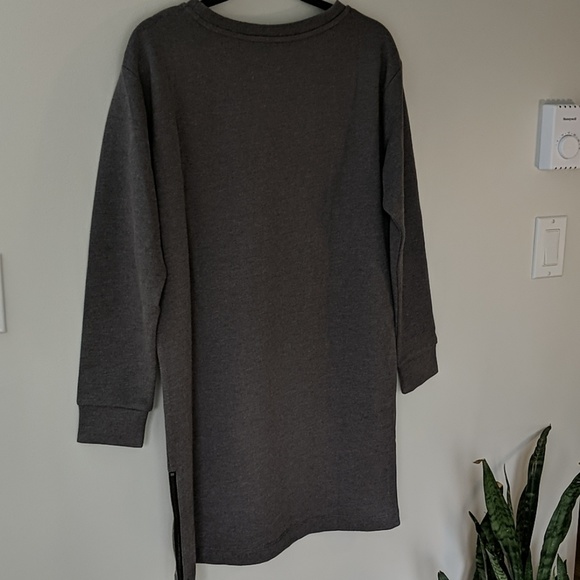 Lolë Sika Dress - Picture 5 of 8